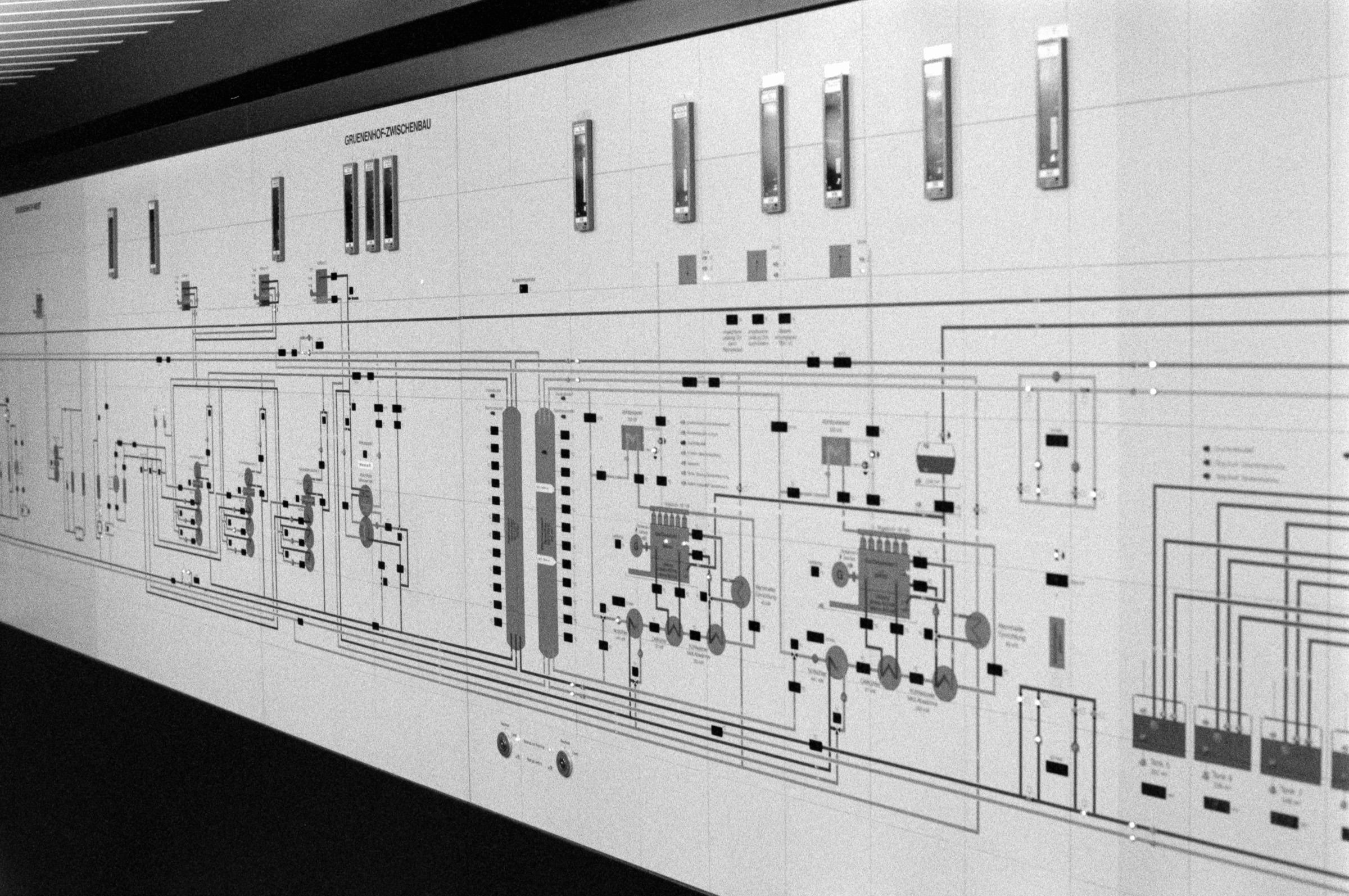 AHP F1994 11 004 sc250521 img03 NLP